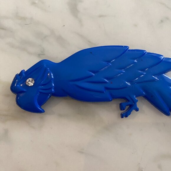 Vintage Buch & Deichmann Denmark Huge Parrot Bird plastic Brooch - Picture 2 of 7